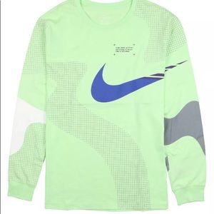 Nike evolution grid swoosh shirt